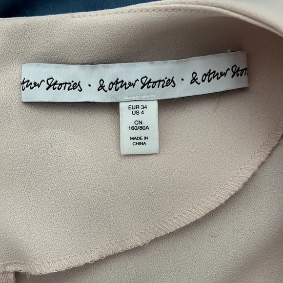 &other stories, light pink top, size 4 - Picture 4 of 9
